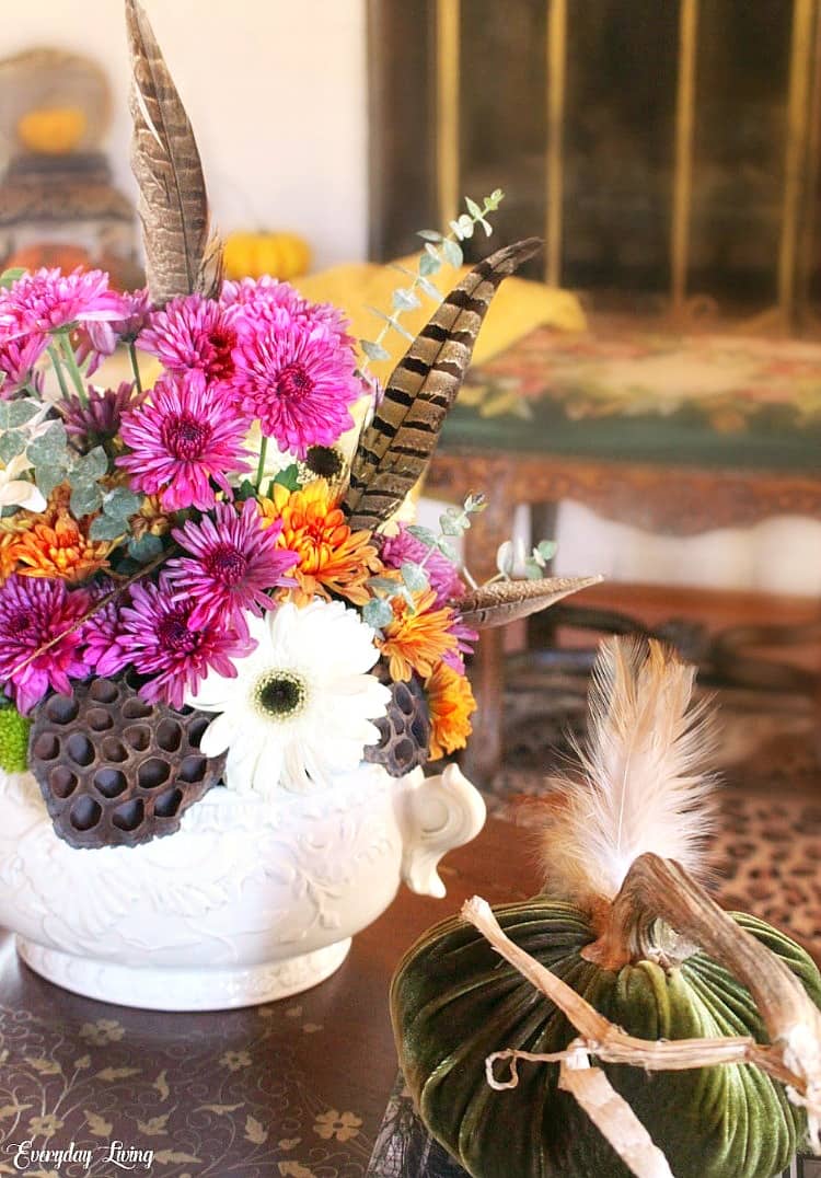 fall floral centerpiece feathers