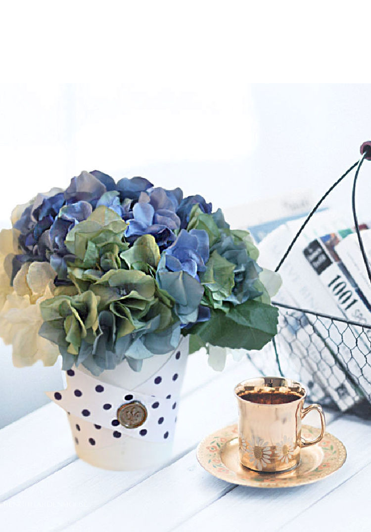 How to Care for Faux Flowers