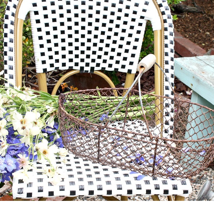 french wire basket