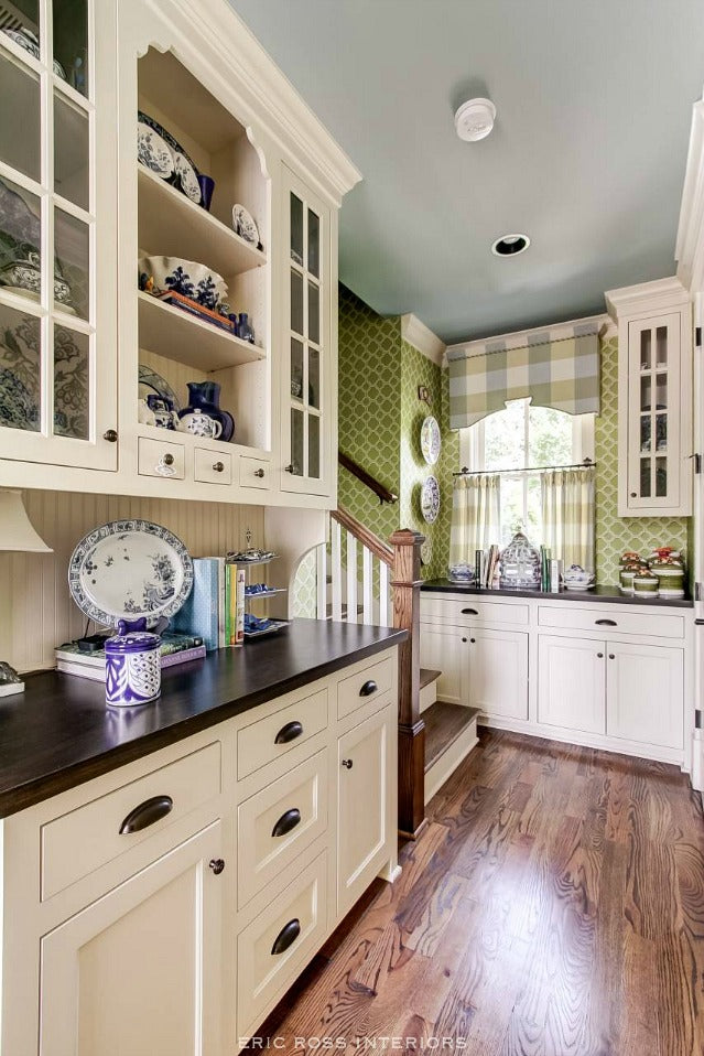 ericrossinteriorskitchenbluegreen